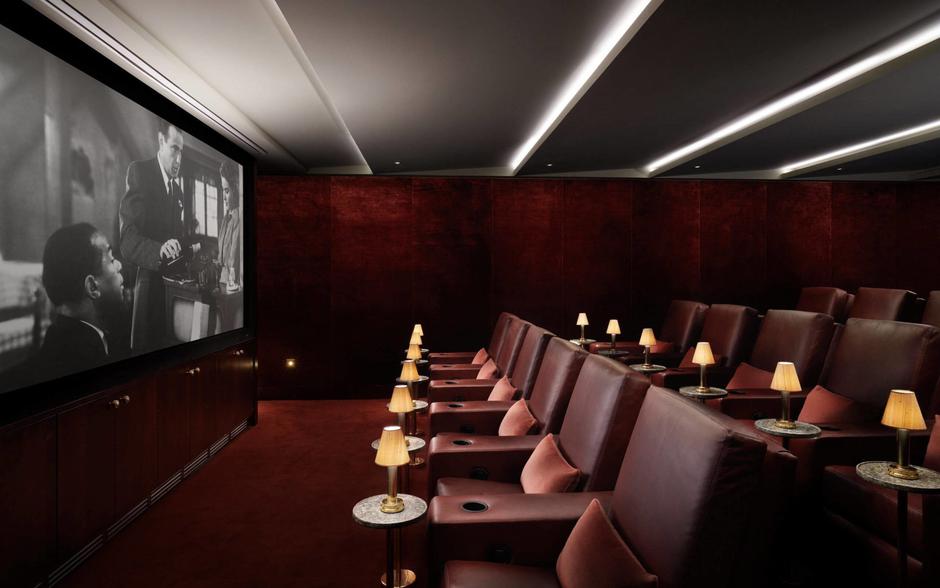 Adare Manor hotel u Irskoj - kino-dvorana | Author: Adare Manor