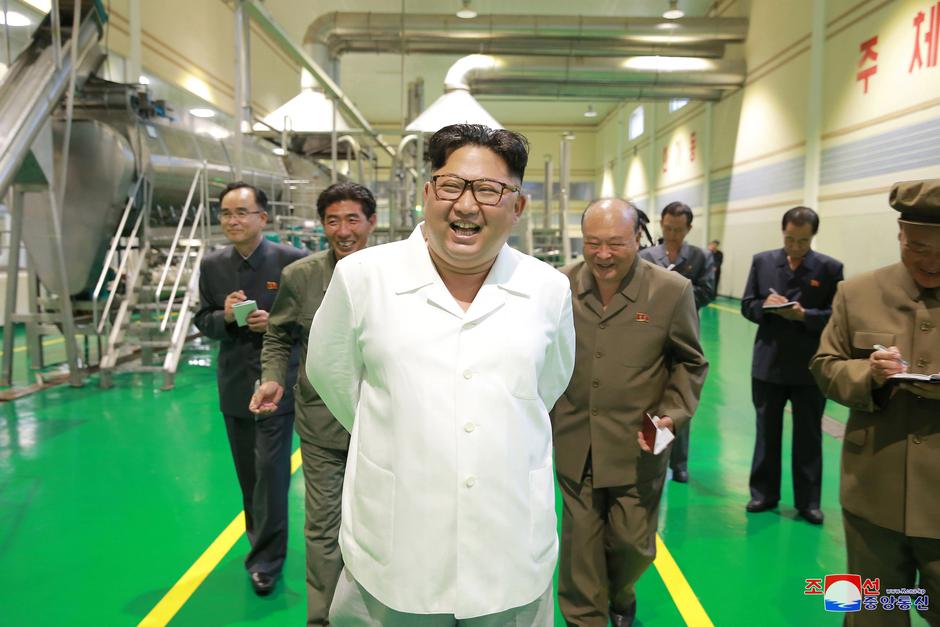 Kim Jong Un obilazi tvornice po Sjevernoj Koreji | Author: REUTERS