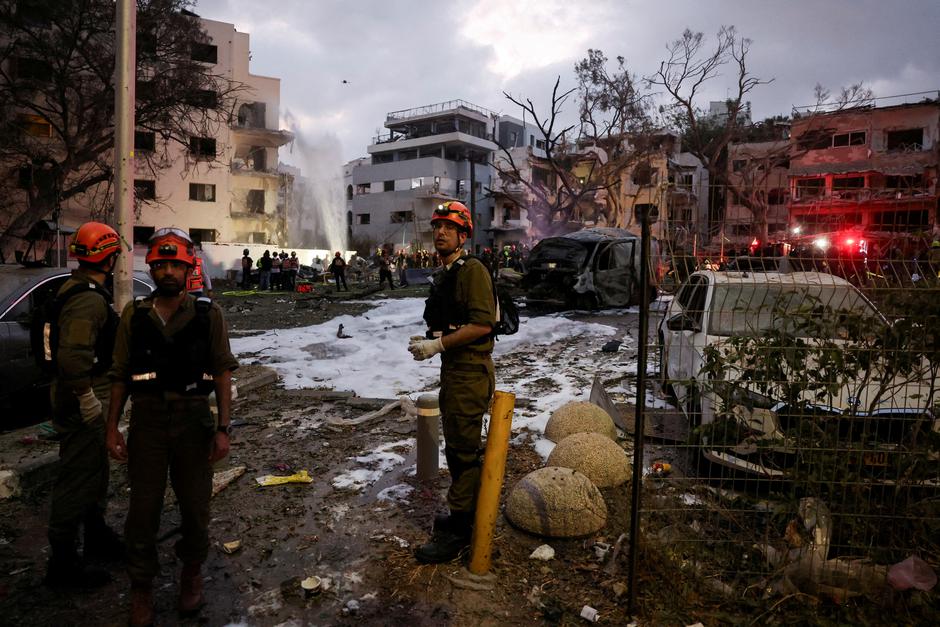 Aftermath of missile attack from Iran on Israel | Author: Ronen Zvulun