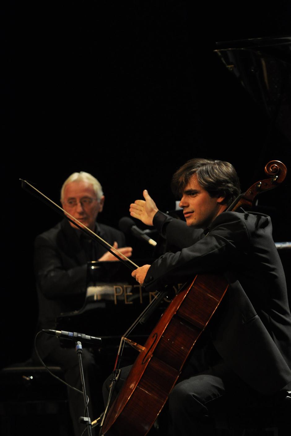 Oliver i Stjepan Hauser za Božić 2011. u Puli | Author: Duško Marušić/Pixsell