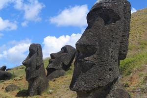 Moai kipovi na Uskršnjim otocima